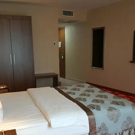 Hotel çakıcı